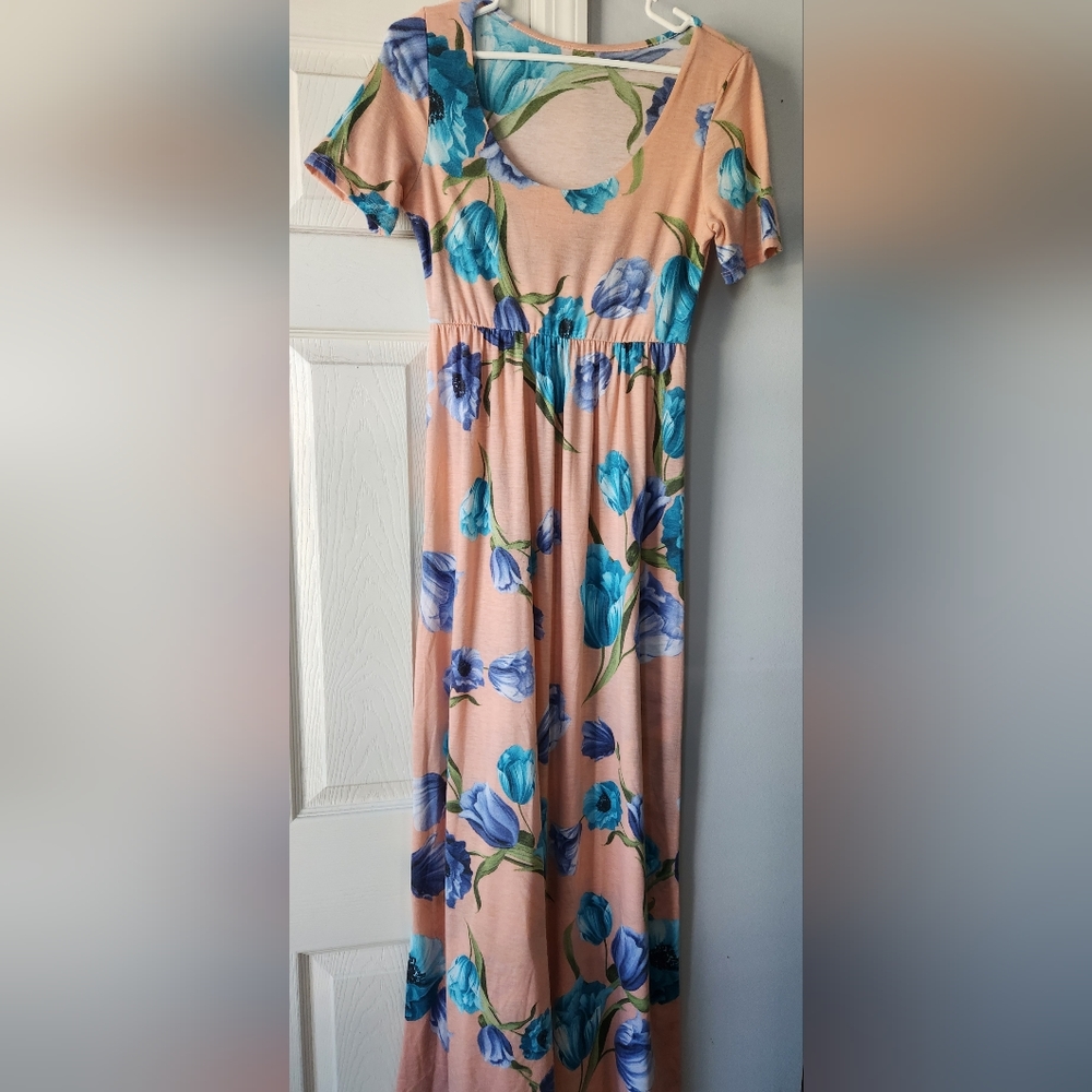 Maxi Dress size Small